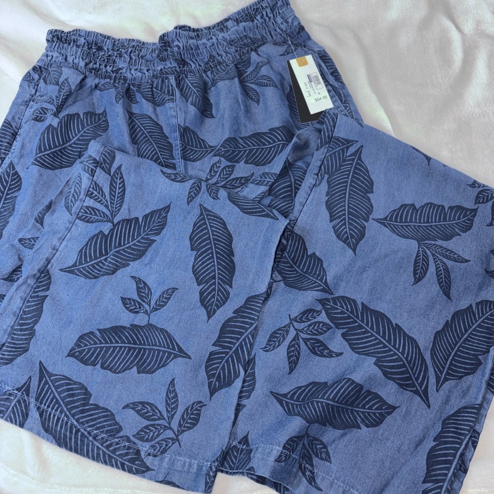 Land 'n Sea Women Pull On Pants Leaves Pocket Elastic Waist Blue Med NWT Casual